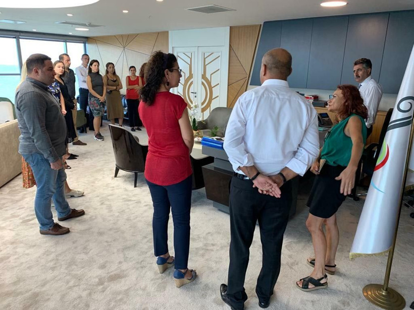 Bayraklı Belediye Başkanı'nın odasından dinleme cihazı çıktı hemen polis çağrıldı - Resim: 4