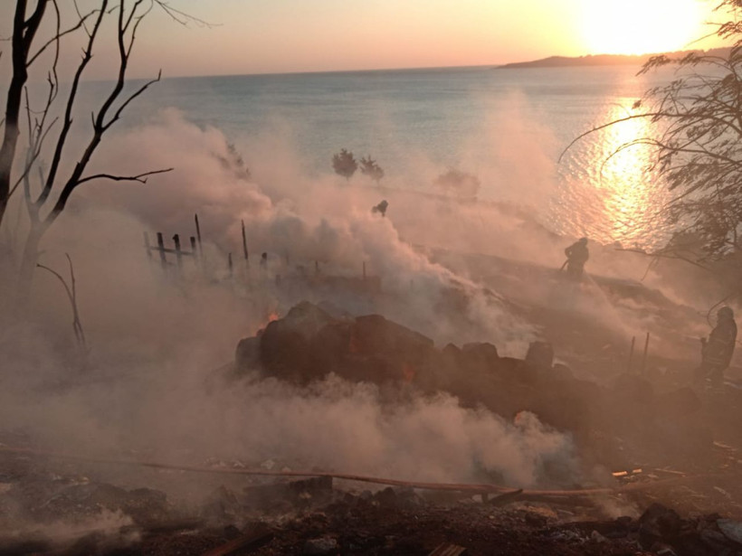 İstanbul Beylikdüzü'ndeki yangında 650 kümes hayvanı öldü - Resim: 3