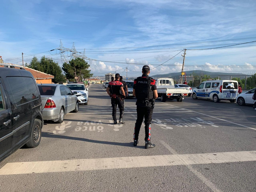 İstanbul polis okul çevrelerinde denetimlere devam ediyor... - Resim: 3