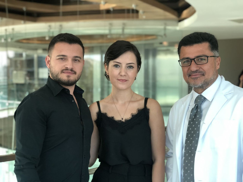 İstanbul'da İsa Özcan kalp ameliyatı öncesi sevgilisine sürpriz evlilik teklif etti - Resim: 4