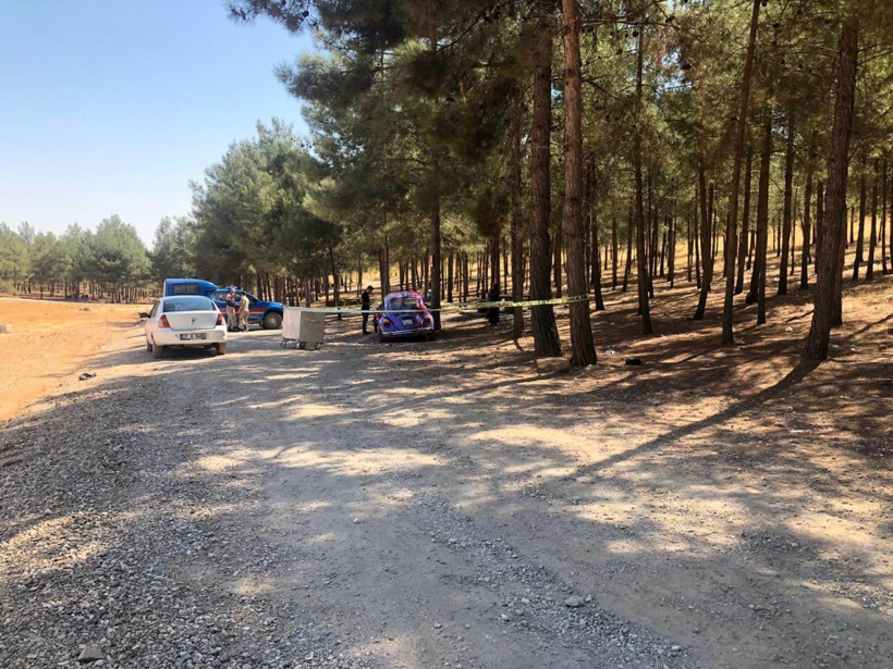 Gelin arabası yaptığı otomobilinin altında ölü bulundu - Resim: 3