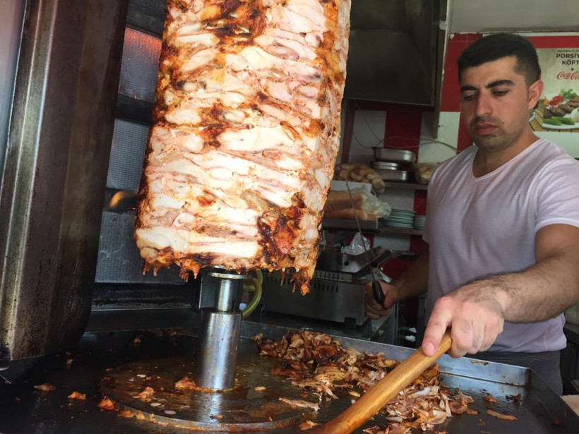 3.5 TL'ye tavuk döner olur mu işin gerçeğini yapanlar açıkladı - Resim: 1