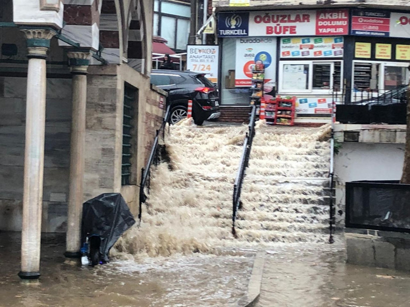 Meteoroloji sağanak alarmı verdi! Dikkat lodos etkili olacak - Resim: 1