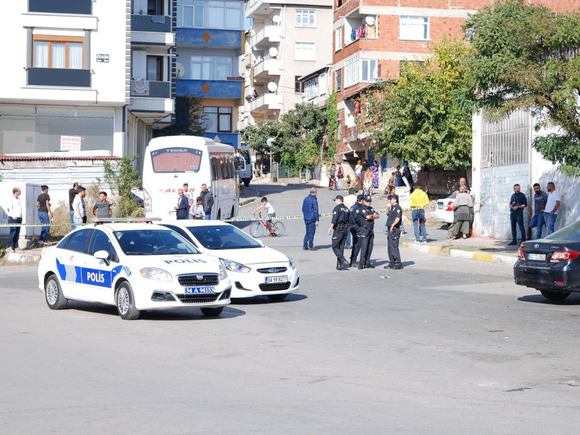 İstanbul Pendik'te düğünde silahlı saldırı 1 ölü 2 yaralı - Resim: 1