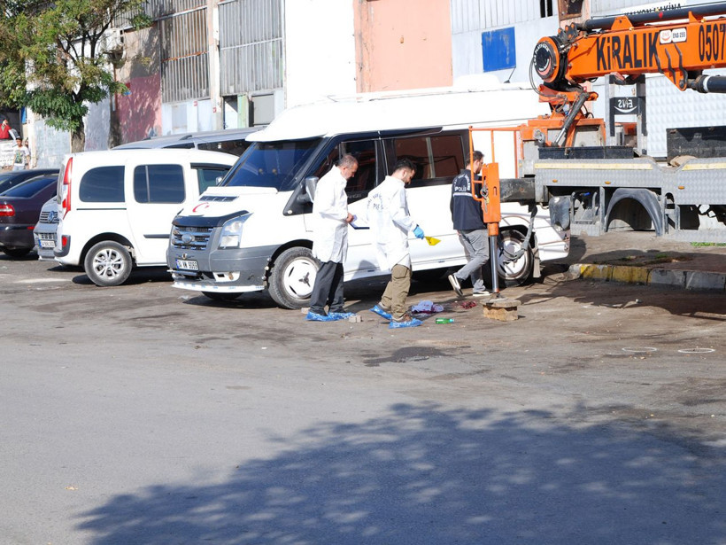 İstanbul Pendik'te düğünde silahlı saldırı 1 ölü 2 yaralı - Resim: 3