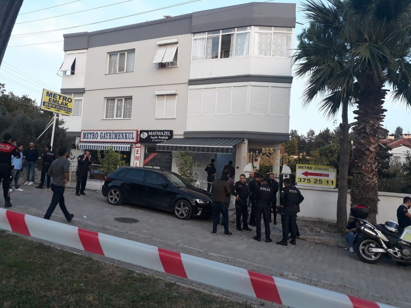 İzmir'de güzellik merkezinde kıskançlık cinayeti - Resim: 1