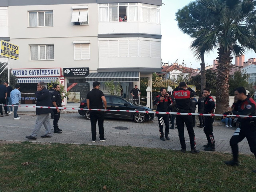 İzmir'de güzellik merkezinde kıskançlık cinayeti - Resim: 3