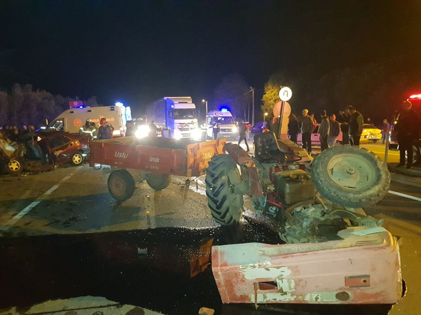 Bursa İznik'te traktörle çarpışan otomobilin sürücüsü hayatını kaybetti - Resim: 2