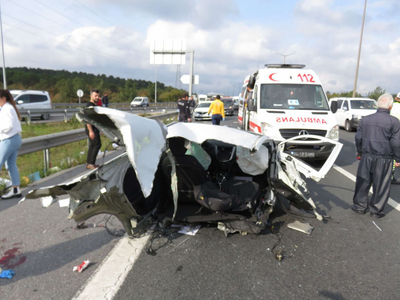 Ümraniye TEM'de korkunç kaza görenler dehşete düştü - Resim: 4