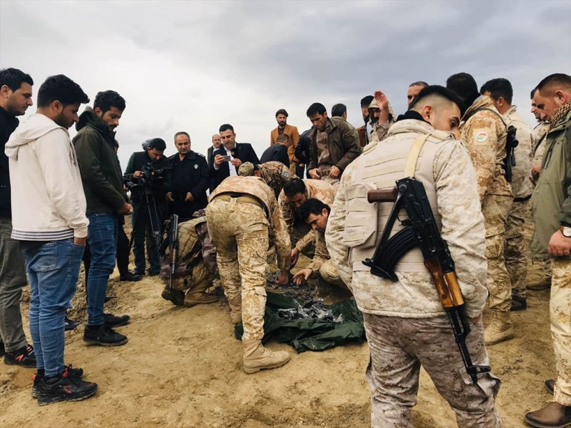 İran Irak'taki ABD üslerini füzelerle vurdu parçaları bakın nereye düştü - Resim: 4