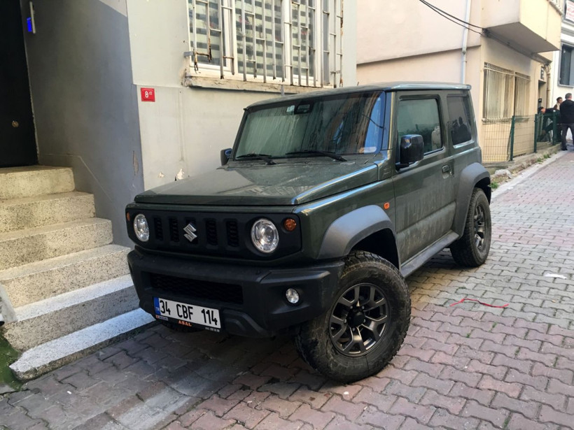 Ünlü profesörün Adanalı eşi ciplerine giren hırsızı böyle etkisiz hale getirdi - Resim: 2