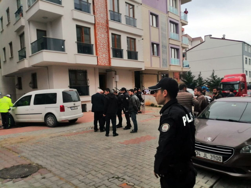 İstanbul Sancaktepe'deki silahlı kavgada 2 kişi öldü 1 kişi yaralandı - Resim: 3