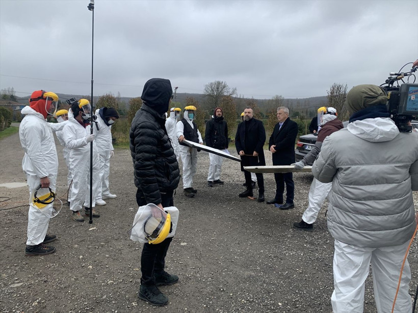 'Eşkıya Dünyaya Hükümdar Olmaz' setinde koronavirüs önlemi - Resim: 3