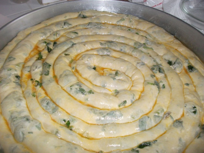 Otlu börek nasıl yapılır enfes bir lezzet! - Resim: 4