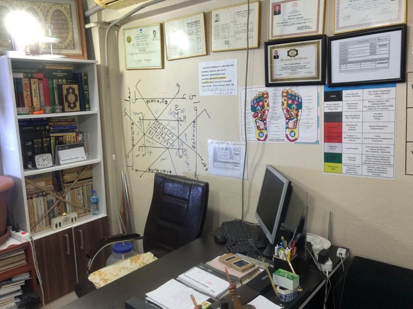 Koronavirüs için muska yazan sahtekar hoca paketlendi polis suçüstü yaptı - Resim: 4