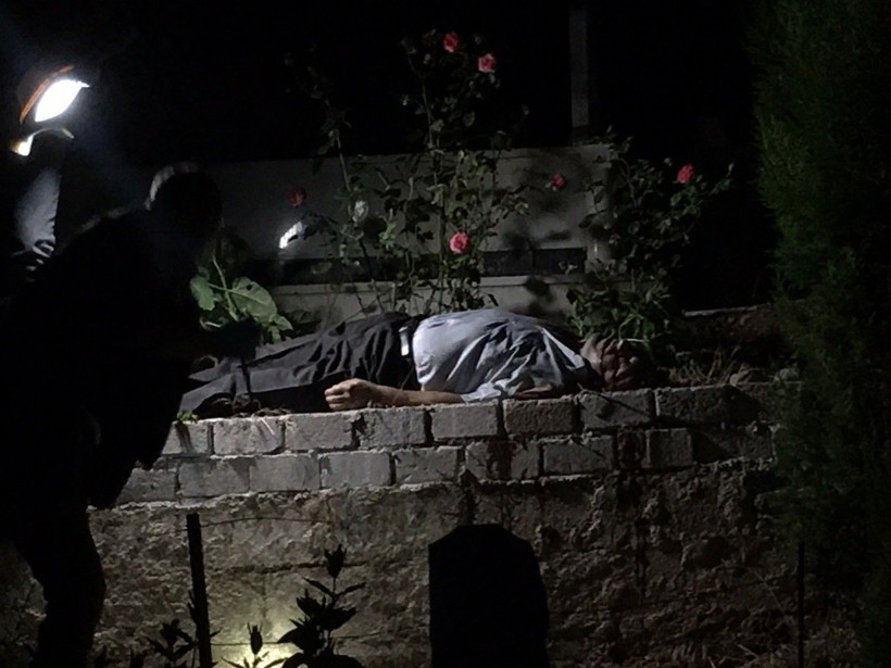 Yer Aydın! Eşinin mezarı başında intihar etti olayı gören polis dondu - Resim: 3