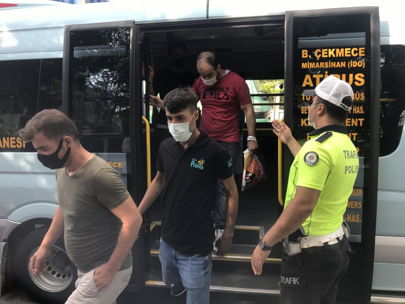 Polis durdurdu gerçek ortaya çıktı! Şu hale bakın koronayı böyle mi yeneceğiz? - Resim: 3