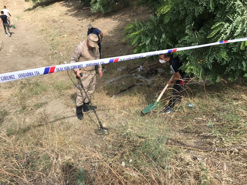 Çorum'da bölgeye güvenlik şeridi çekildi! Ekipler altın arıyor - Resim: 3