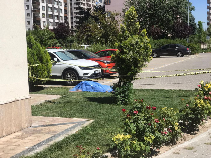 Kayseri'de 13'üncü kattan düşen genç hayatını kaybetti - Resim: 4