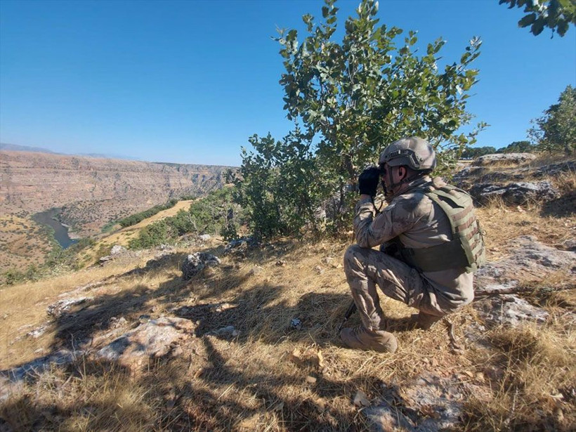 İçişleri Bakanlığınca Mardin'de "Yıldırım-8 Savur" operasyonu başlatıldı - Resim: 2