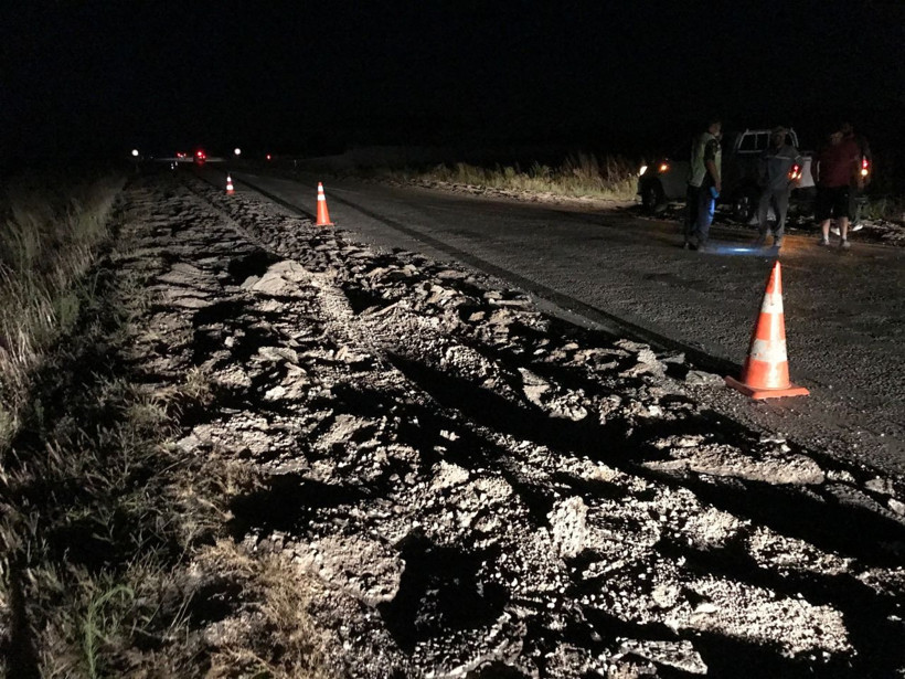 Çanakkale'de pulluğu açık unuttu 200 metre boyunca asfaltı sürdü - Resim: 2