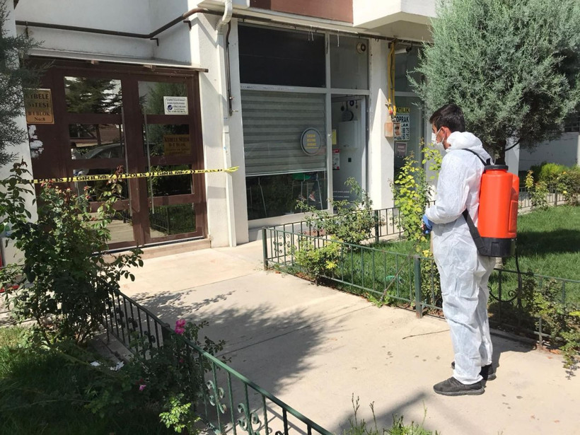 Eskişehir'de kapıcı korona olunca olanlar oldu! Yüzlerce kişiye karantina şoku - Resim: 1