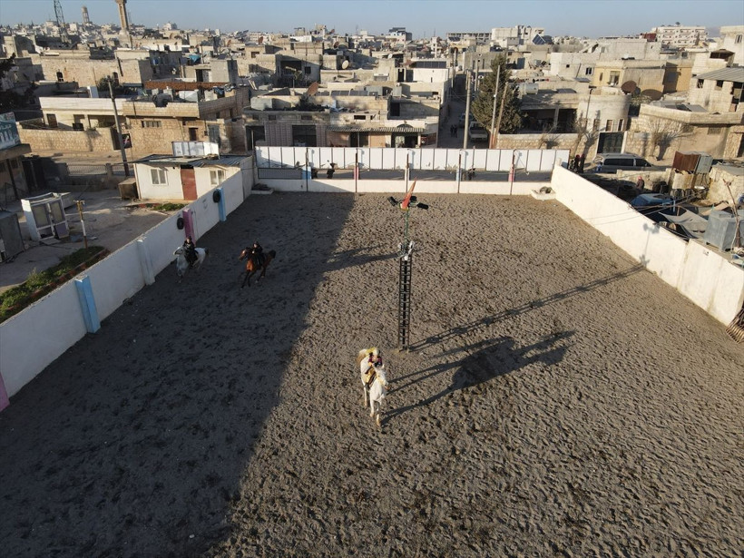 Diriliş Ertuğrul dizisini izleyen Şamlı ailenin hayatı değişti bambaşka oldular - Resim: 4