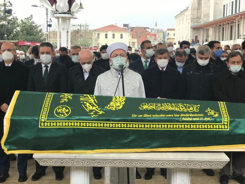 Prof. Dr. Ali Özek'e Fatih Camii'nde son görev! Ali Erbaş törende anısını anlattı - Resim: 1