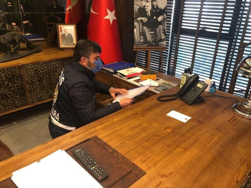 'İktidara yakınız' maskesiyle 300 milyonluk vurgun! "Arsa Avcısı"nda 106 gözaltı avukatlar da var - Resim: 2