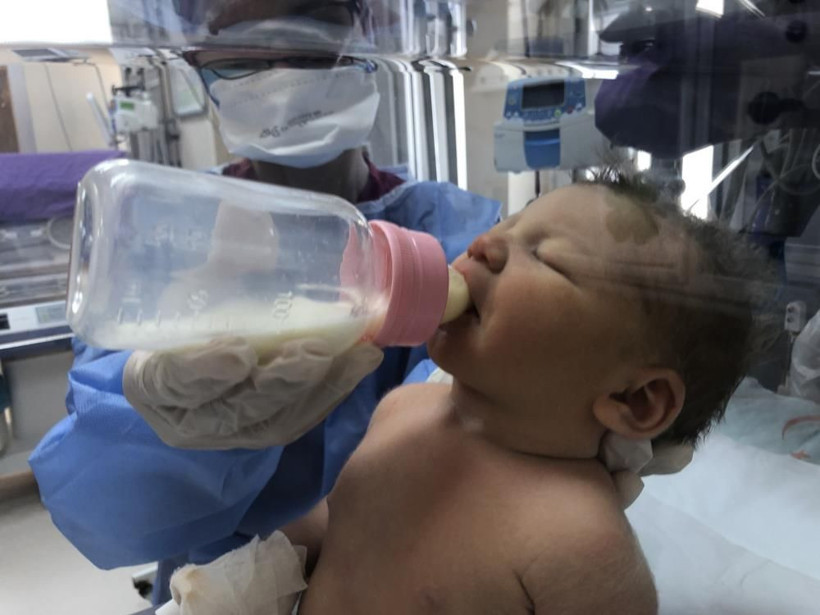 Kocaeli'de doğar doğmaz koronavirüse gözlerini açan bebekler görüntülendi - Resim: 1