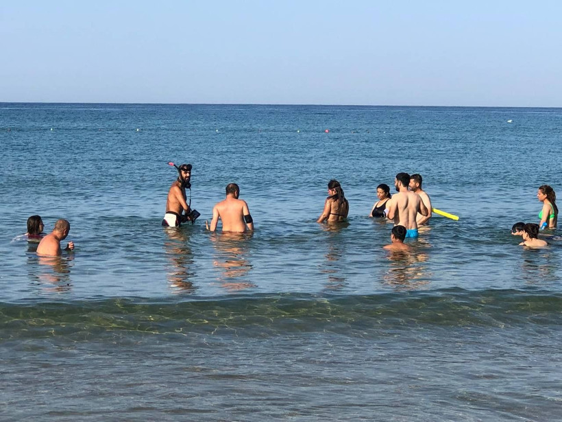 Tatilciler gitti, define avcıları sahile indi! - Resim: 4