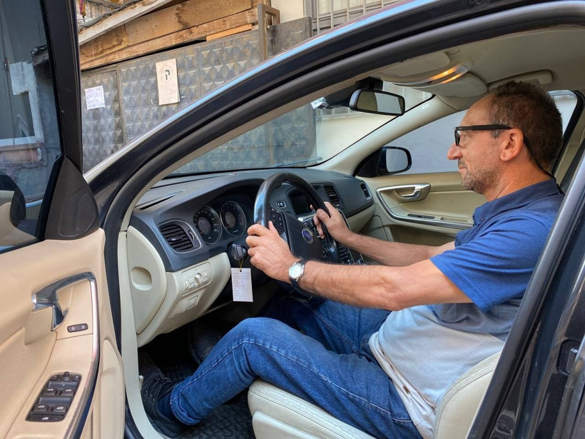 Üsküdar'da aldığı ikinci el aracın önü benzinli arkası dizel çıktı - Resim: 2