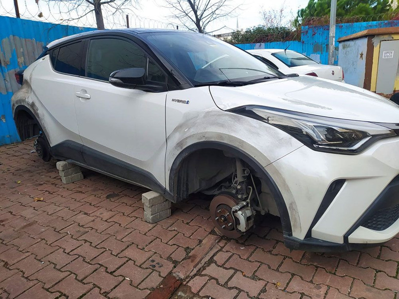 İstanbul Esenyurt'ta Çiçek Abbas filmi gerçek oldu - Resim: 1