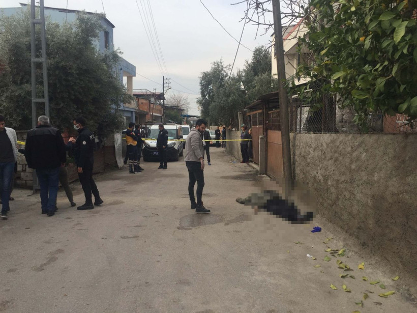 Adana'da oğlunu görünce dünyası başına yıkıldı! Annenin feryadı yürekleri dağladı herkesi ağlattı: Gözyaşları sel oldu - Resim: 3