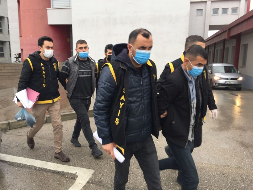 Adana'da arızaları nedeniyle satamadığı otomobili için öyle bir şey yaptı ki - Resim: 2