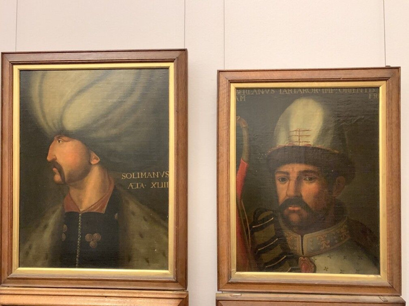 Çatı katında bulunan Osmanlı padişahlarının tabloları dudak uçuklatan fiyata satışa çıkıyor - Resim: 4