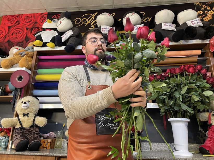 500'den fazla sipariş yağdı! Yazılan notlardan okuyanları duygulandırdı: Diyarbakır Mardin Elazığ Bingöl'de tatlı telaş - Resim: 2