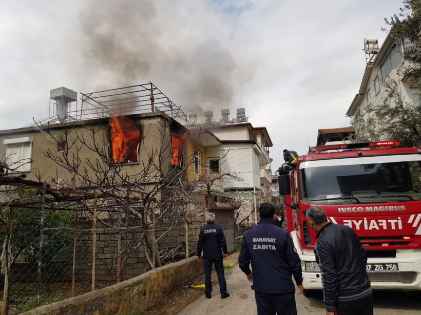 Antalya'da yaşlı kadın gözyaşlarına boğuldu! Yarısı yanmış halde bulundu - Resim: 1