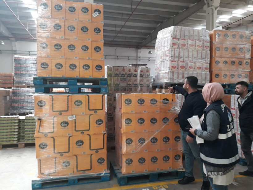 Rafta yok depoda çok! Baskında ele geçirildi şoke etti - Resim: 4