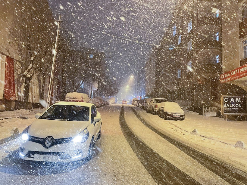 Meteoroloji ve Orhan Şen'den kritik uyarı! 40 cm kar var devamı gelecek mi? İstanbul, Balıkesir, Bursa... - Resim: 3