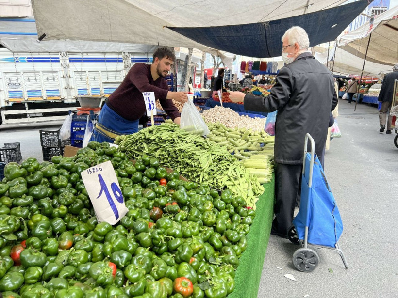 İstanbul semt pazarlarında fiyatlar yarı yarıya düştü - Resim: 3