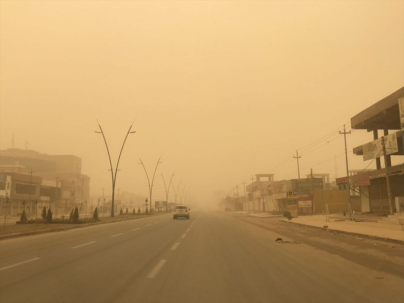 Kum fırtınası hayatı felç etti! Nefes alınmıyor onlarca kişi 'boğulma' şikayetiyle hastaneye koştu - Resim: 3