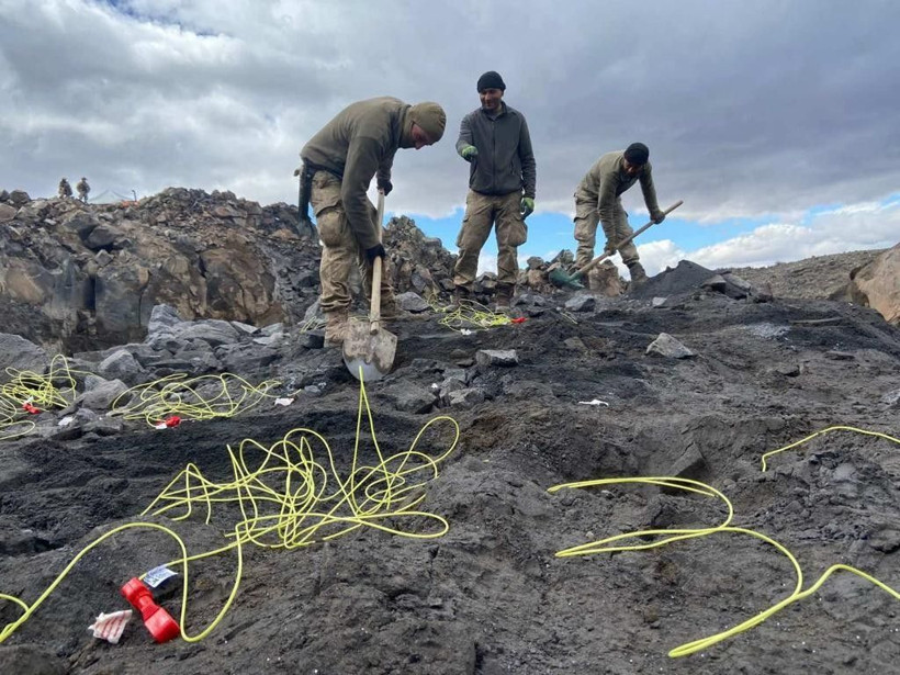 Ağrı'da PKK’ya büyük darbe! 80 gün sürdü, 14 bin 770 kamyon hafriyat çıkarıldı ayrıntılar ortaya çıktı - Resim: 4