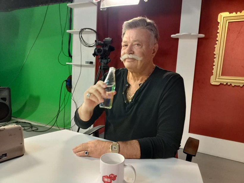 Kıvanç Tatlıtuğ'u Nuri Alço öve öve bitiremedi! 'Yok böyle bir şey' deyip açıkladı: Cenaze evinde... - Resim: 3