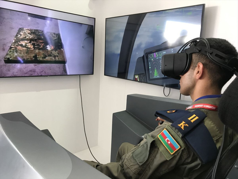 Milli savaş uçağı sanal olarak uçmaya başladı TUSAŞ gerçeklik simülatörünü ilk kez sergiledi - Resim: 2