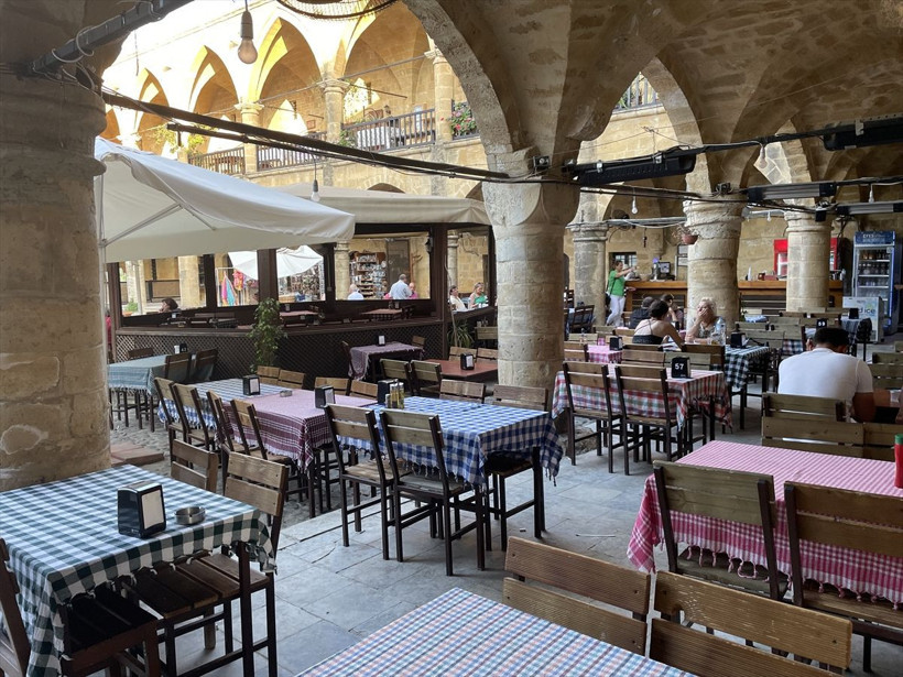 KKTC'nin Osmanlı döneminden kalan simge eseri: Büyük Han - Resim: 4