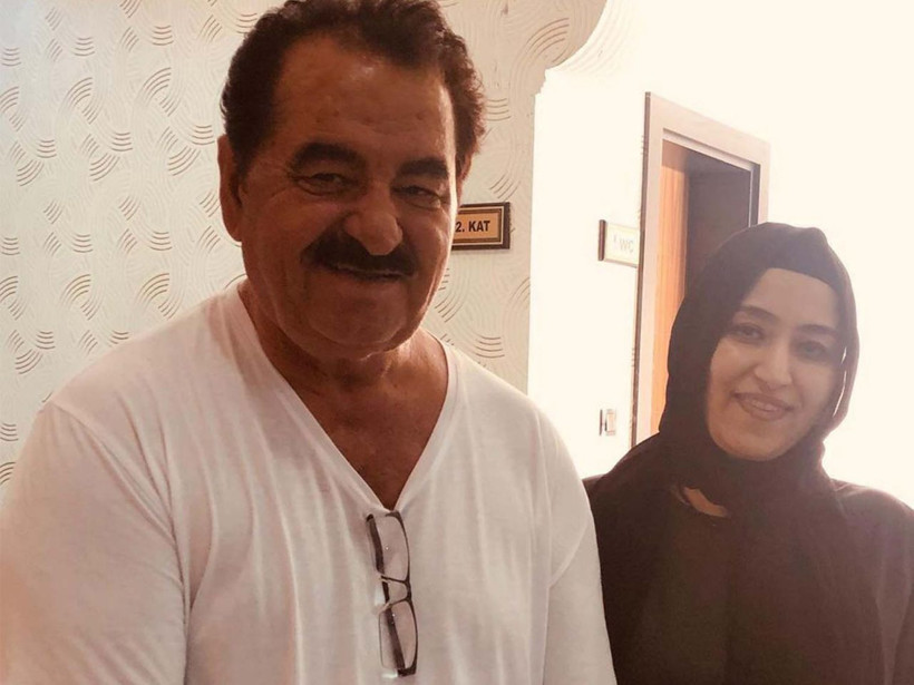 İbrahim Tatlıses`in sır gibi saklanan torunu Berfin sosyal medyayı salladı! Tam bir esmer bomba - Resim: 1