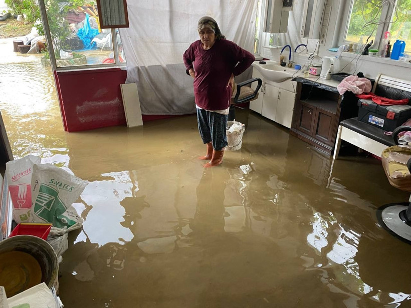 Meteoroloji kırmızı koda geçti uyarılan il sayısı 6'ya çıktı! Sular altında kaldılar! İşte son durum... - Resim: 1