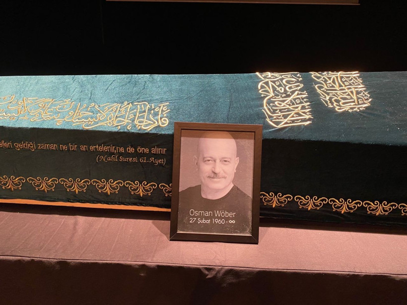 Ünlü sanatçı Osman Wöber Mecidiyeköy Büyük Sahne'de son yolculuğuna uğurlandı - Resim: 3