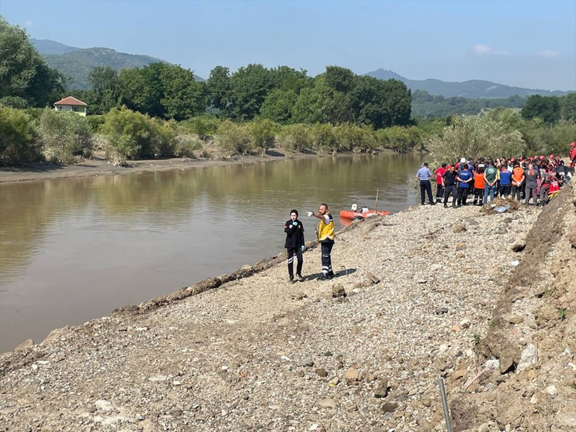 Düzce'de sel felaketi! 9'uncu günde acı haber kepçe operatörünün cenazesi bulundu - Resim: 2